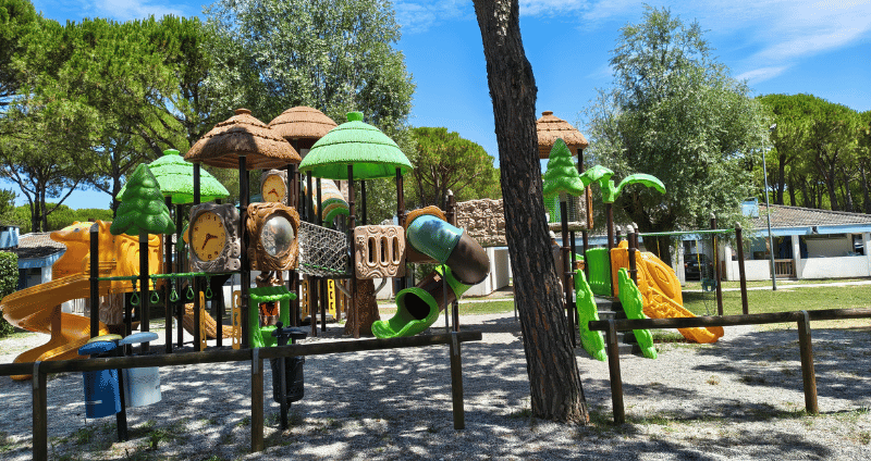 Monfalcone gyerekekkel Marina Julia Village Camping játszótér